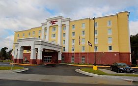 Hampton Inn- Suffolk